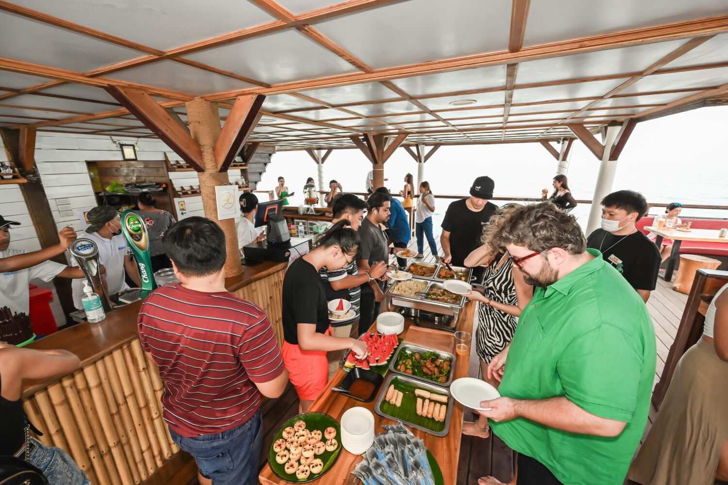 Heaven Floating Bar Sunset Dinner Cruise