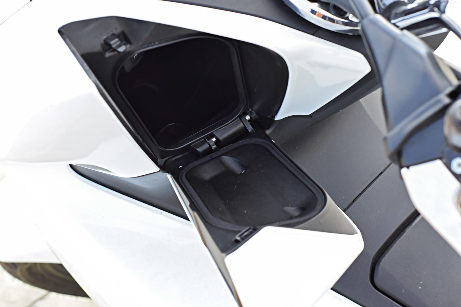 honda-pcx-handyfach
